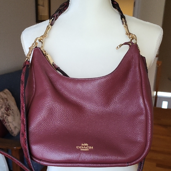 Coach Red Leather Shoulder Bag with Gold Hardware - Picture 5 of 7